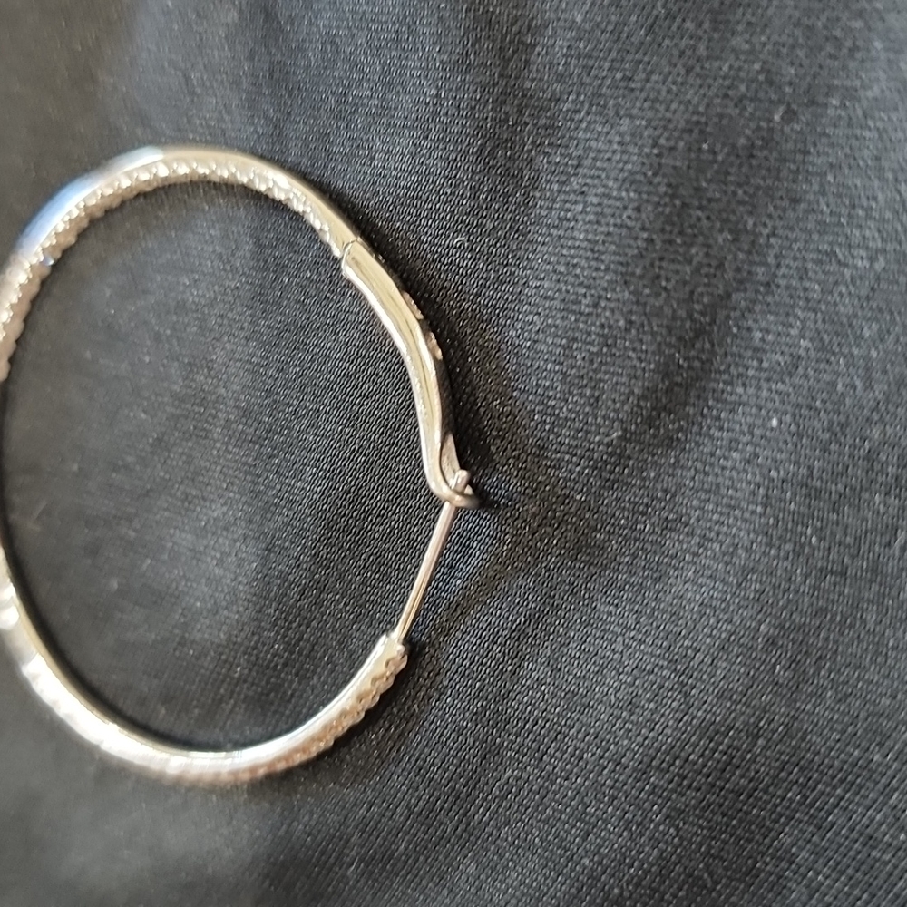 14k White Gold Inside Out Diamond Hoop Earring - Picture 4 of 5